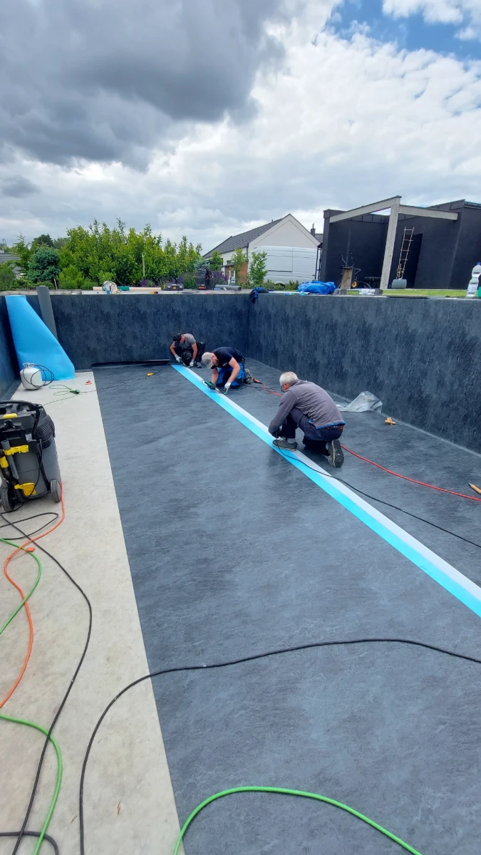 jak zabezpieczyć basen na zimę